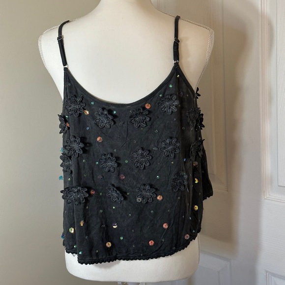 NWOT POL spaghetti strap top. - Picture 2 of 6